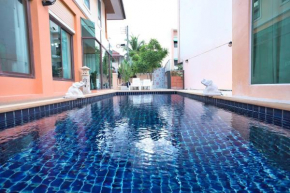 69 Walk to Bangla Rd in 10min 3 room plus private pool